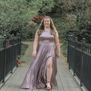 Meet your Posher, 𝕋𝕠𝕣𝕚